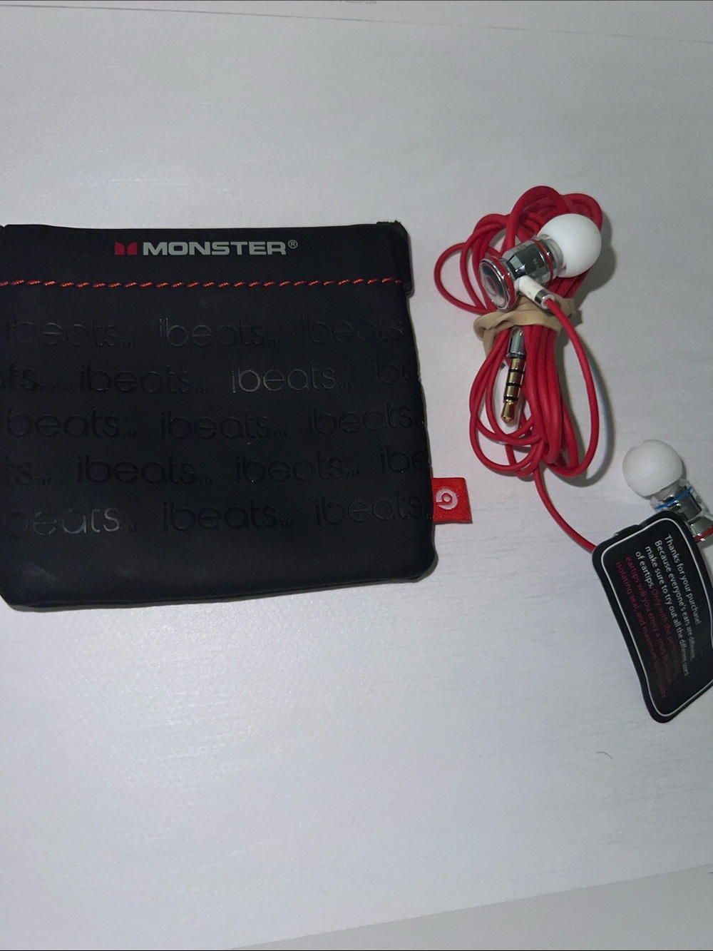 Beats by Dre Red Wired In-Ear Earbuds with White Tips
